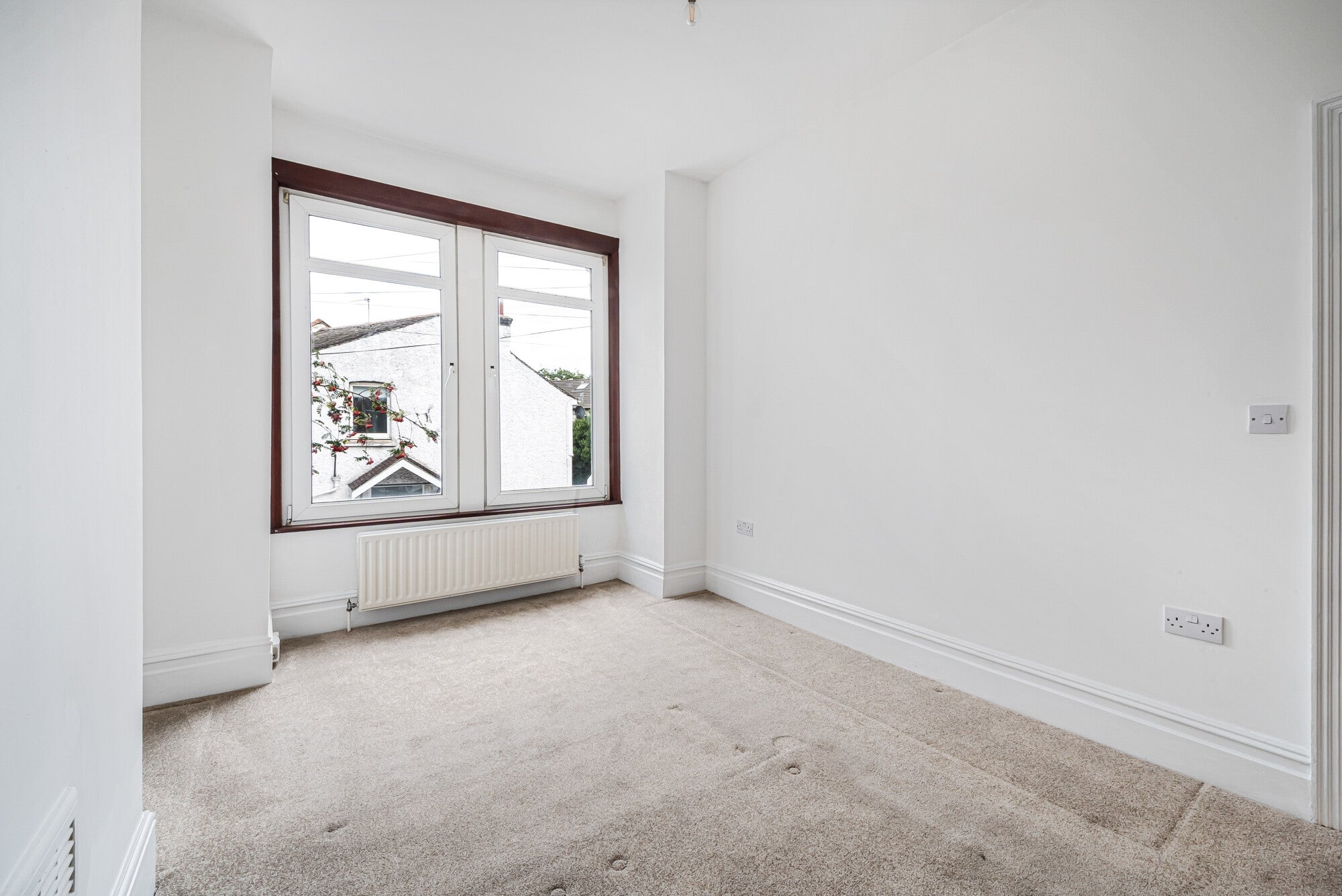 Flat Kelling Gardens in Greater London