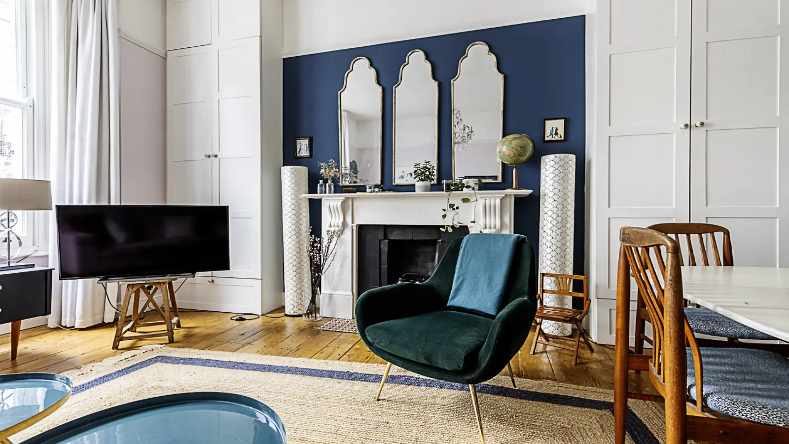 Flat Comeragh Road in Greater London
