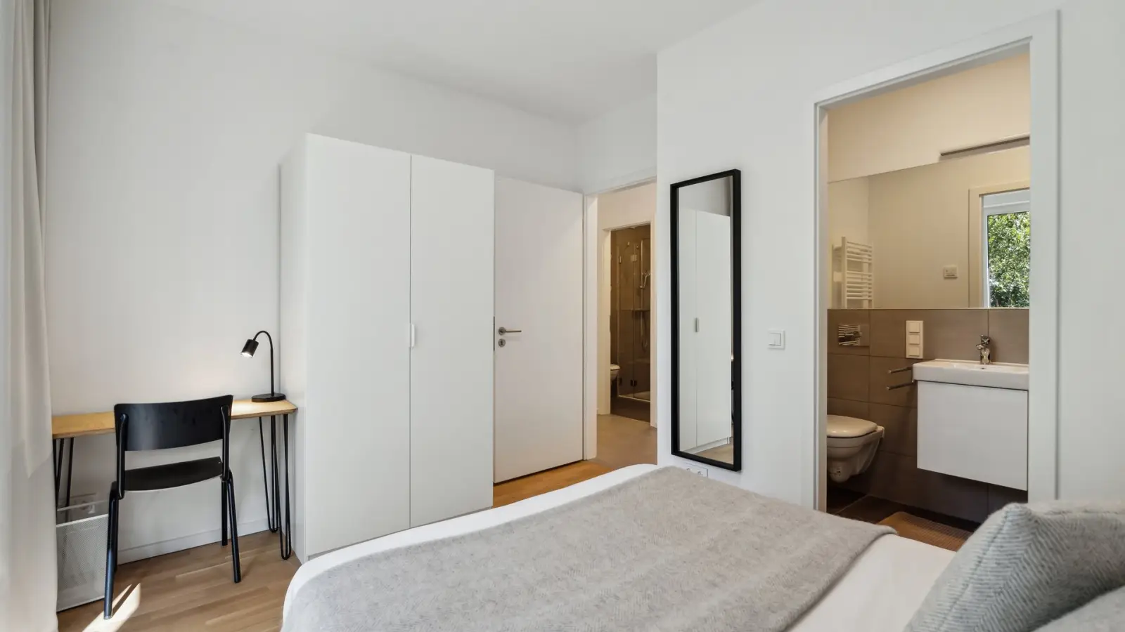 Zimmer Klara-Franke-Straße in Berlin