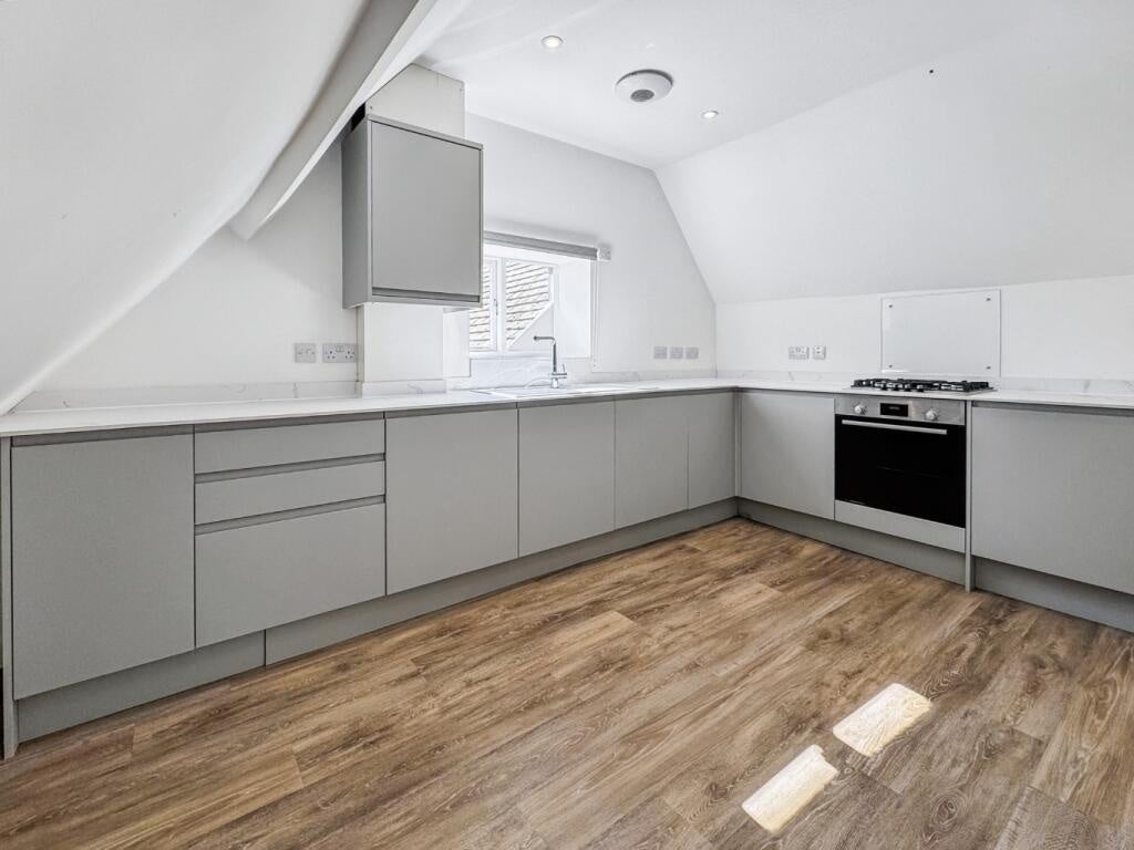 Flat The Broadway in Huntingdonshire