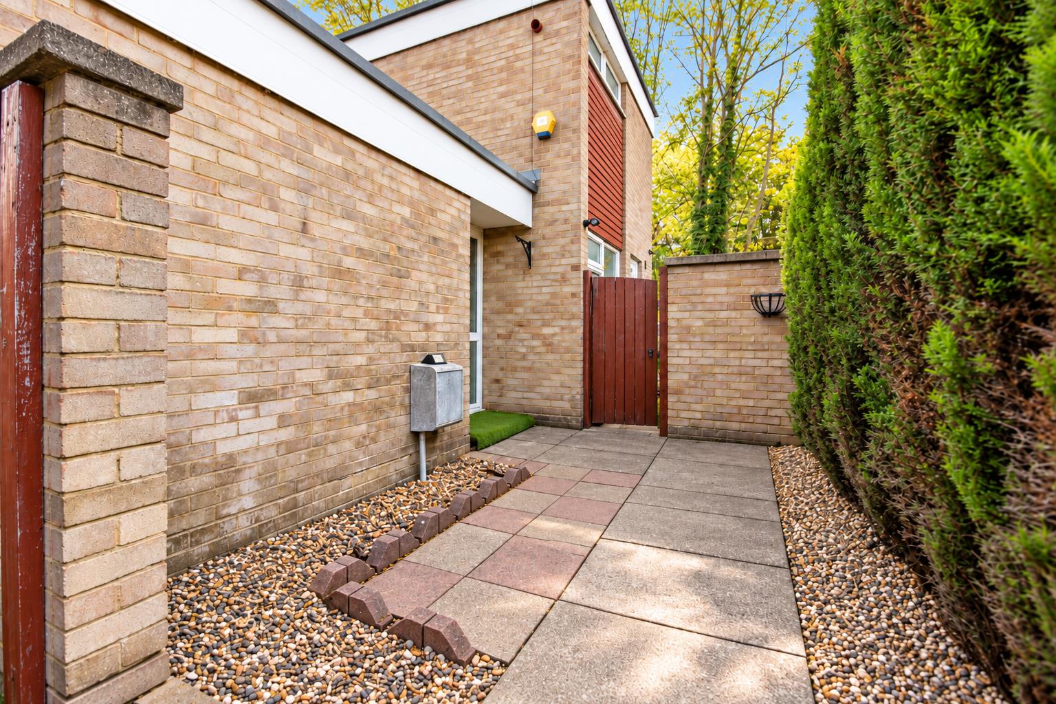 House Link Road in Dacorum