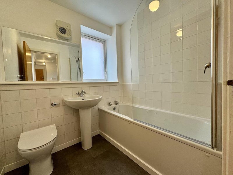Flat Garrioch Road in Glasgow