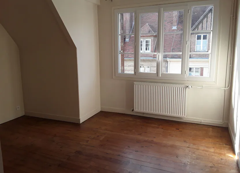 Flat Rue Saint-Michel in Pont-l'Évêque