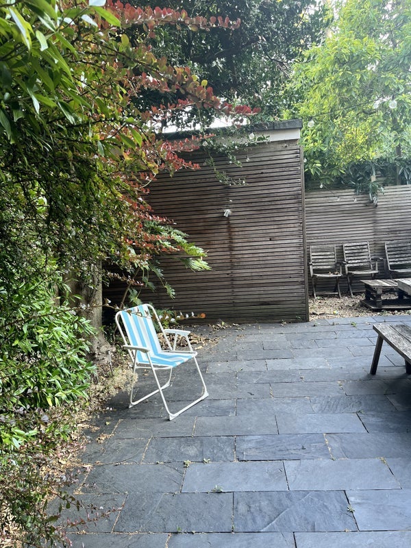Room Walcot Square in Greater London