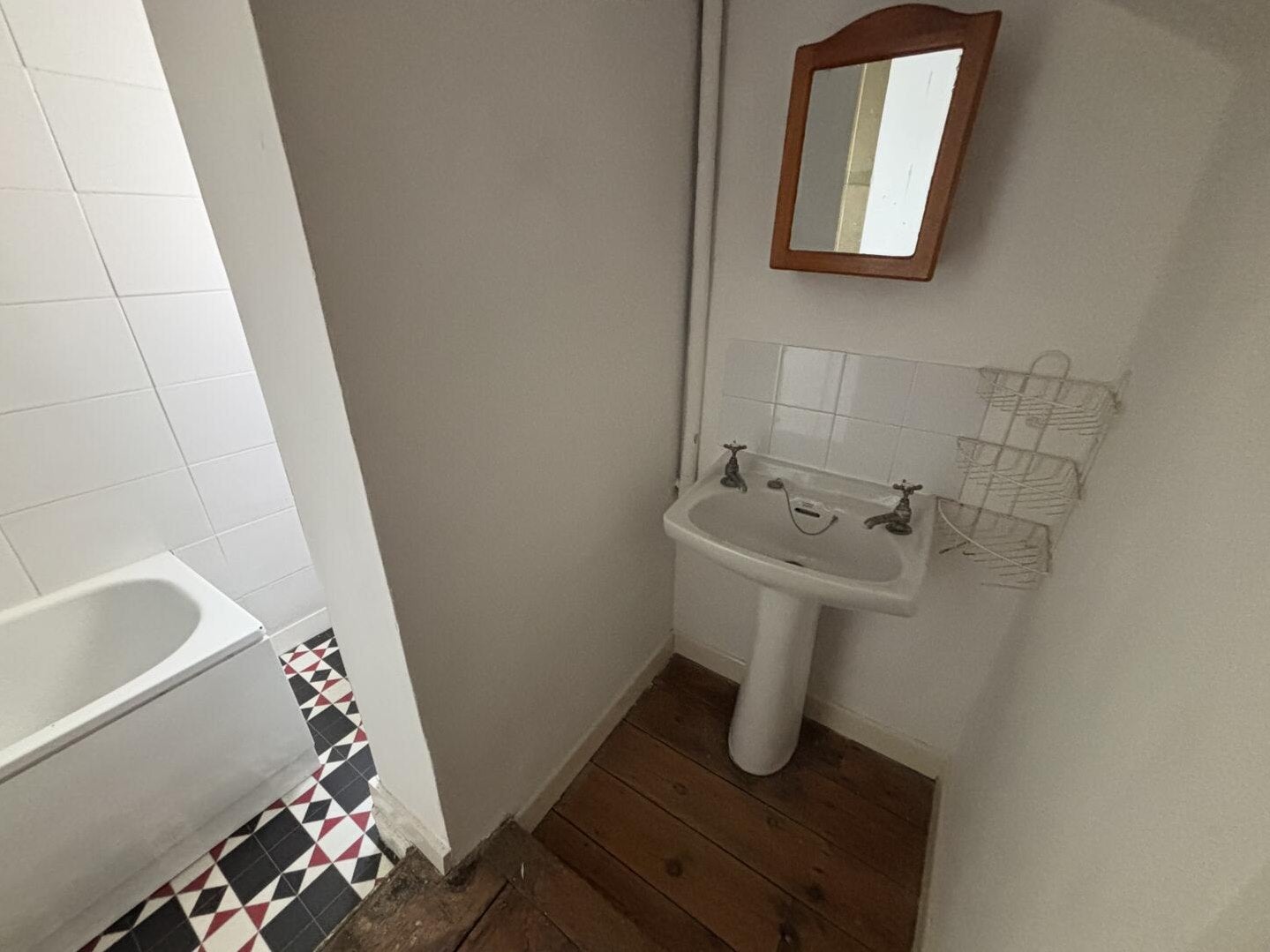 Flat Selhurst Road in Greater London