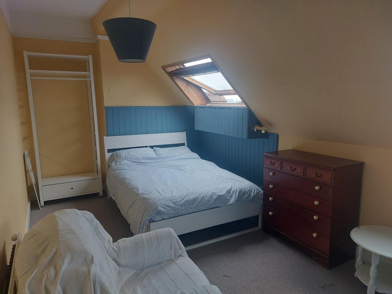 Room Brambledown Road in Greater London