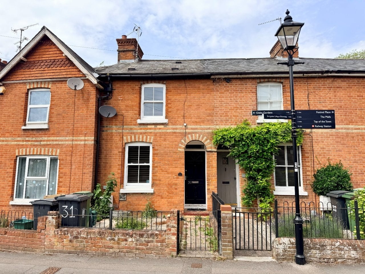 House Church Square in Basingstoke and Deane