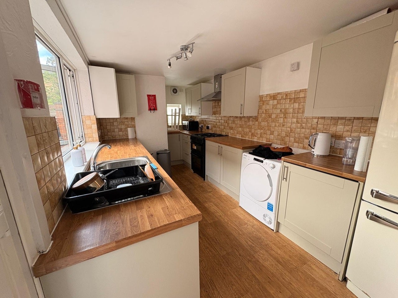 Room Kings Street in Wellingborough