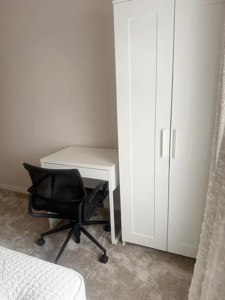 Room Tachbrook Road in Greater London