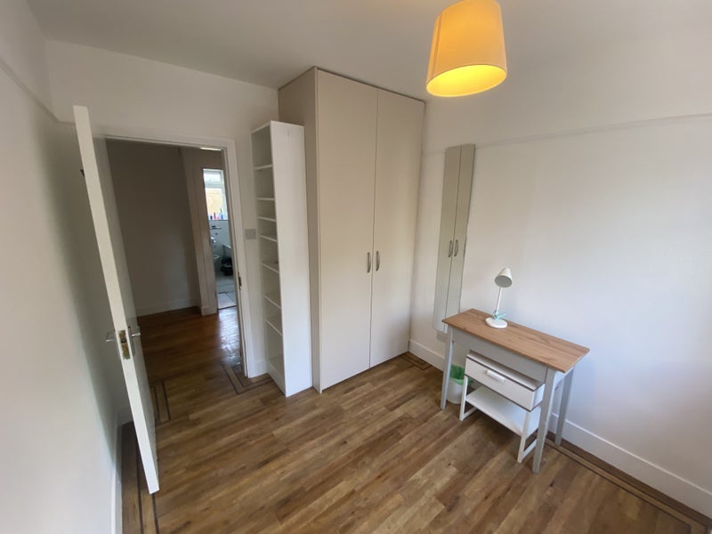 Room Copenhagen Street in Greater London