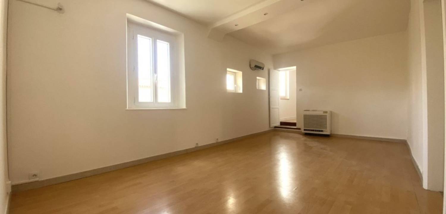 Flat Rue Centrale in Saint-Laurent-du-Var