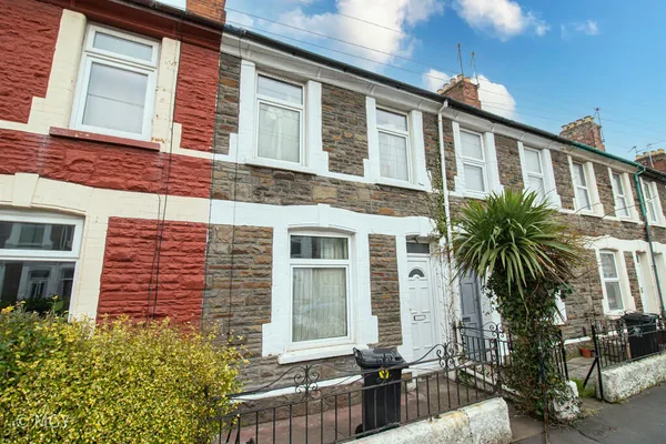 Flat Moy Road in Cardiff