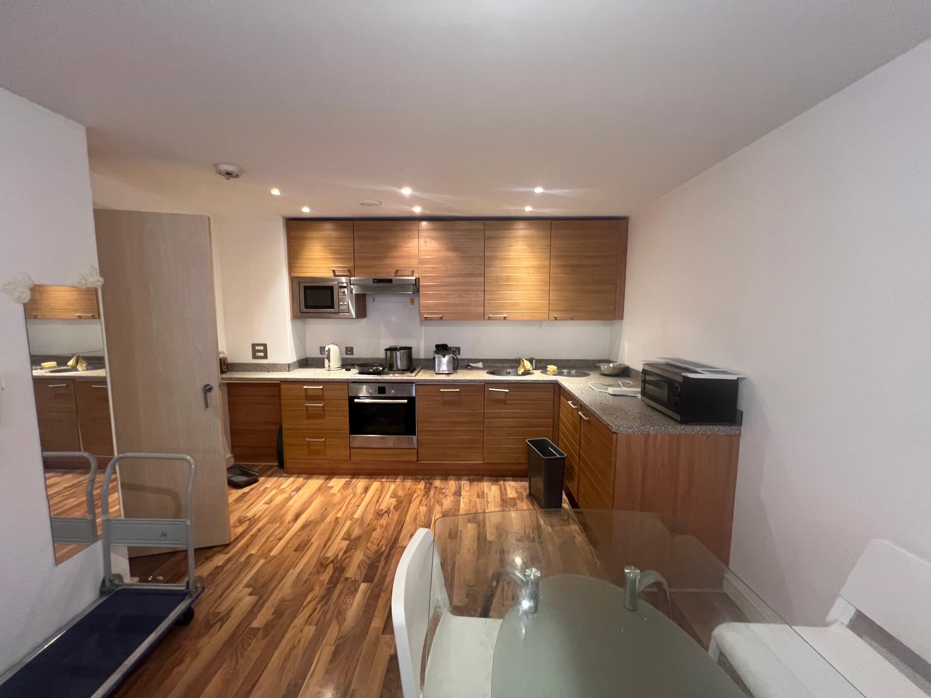 Flat Lower Ormond Street in Manchester