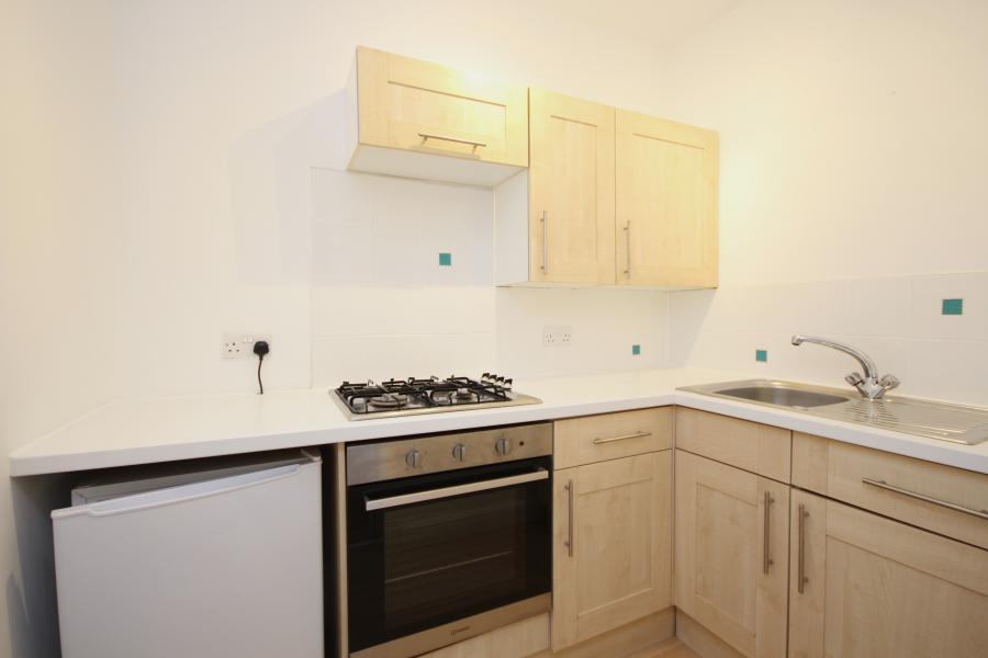 Flat Holmhead Place in Glasgow