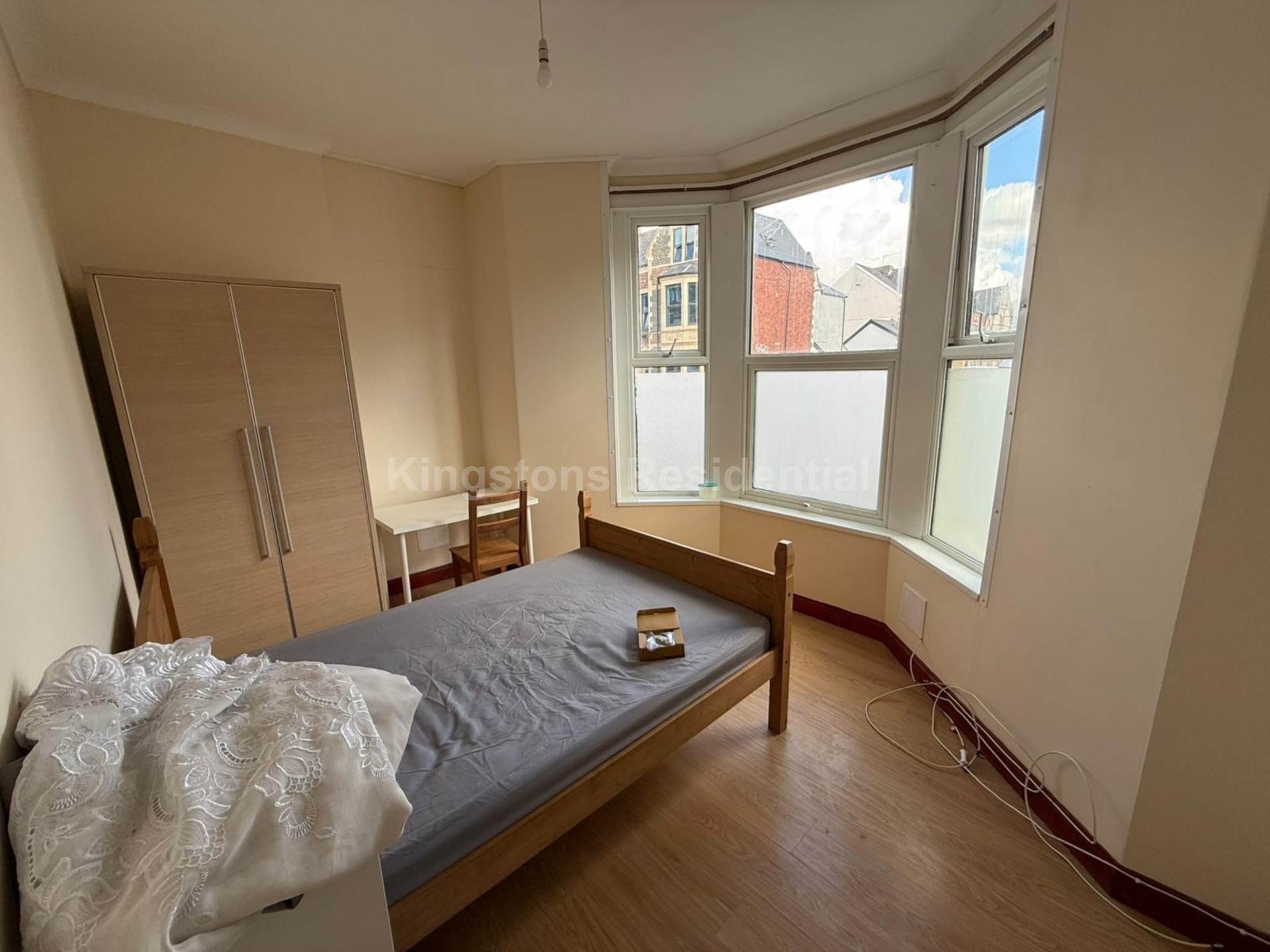 Flat Claude Road in Cardiff