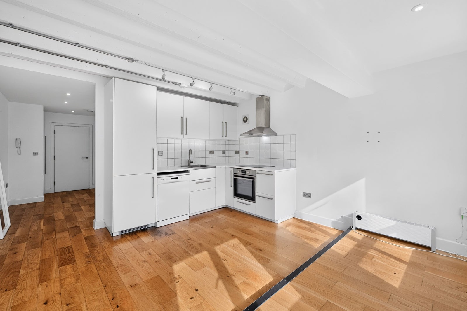 Flat Blackwood Street in Greater London