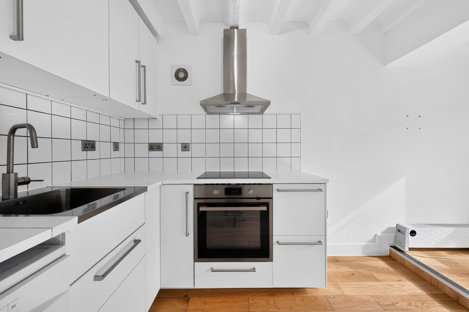 Flat Blackwood Street in Greater London