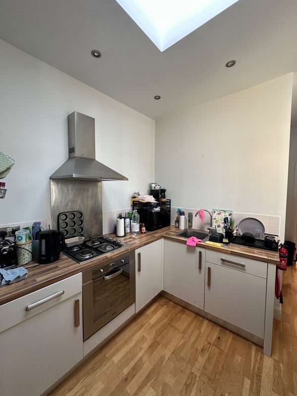 Room Southfield Road in Greater London