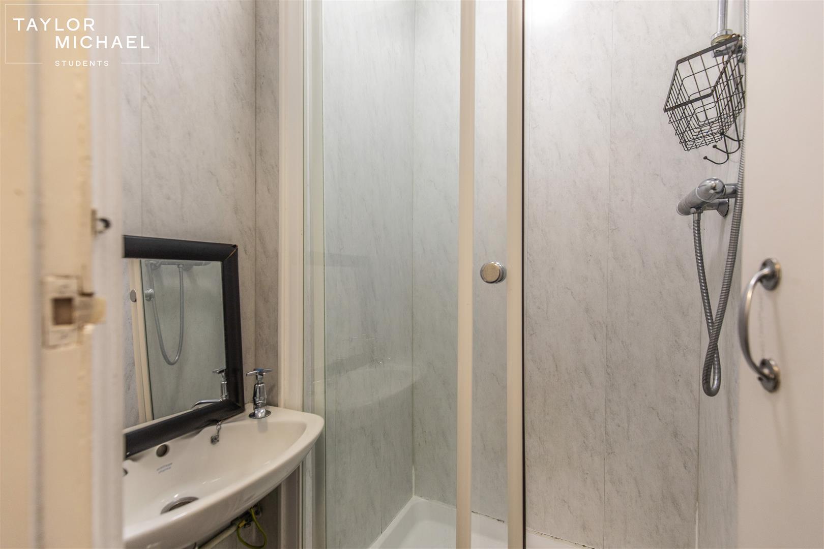 Room Powis Grove in Brighton