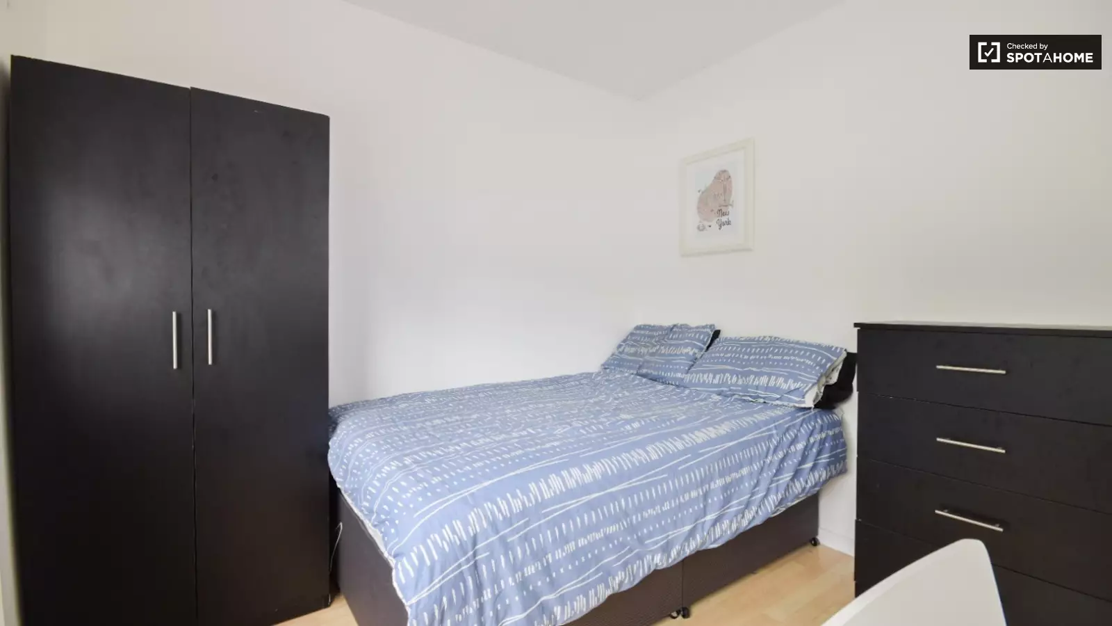 Flat Mercier Road in Greater London