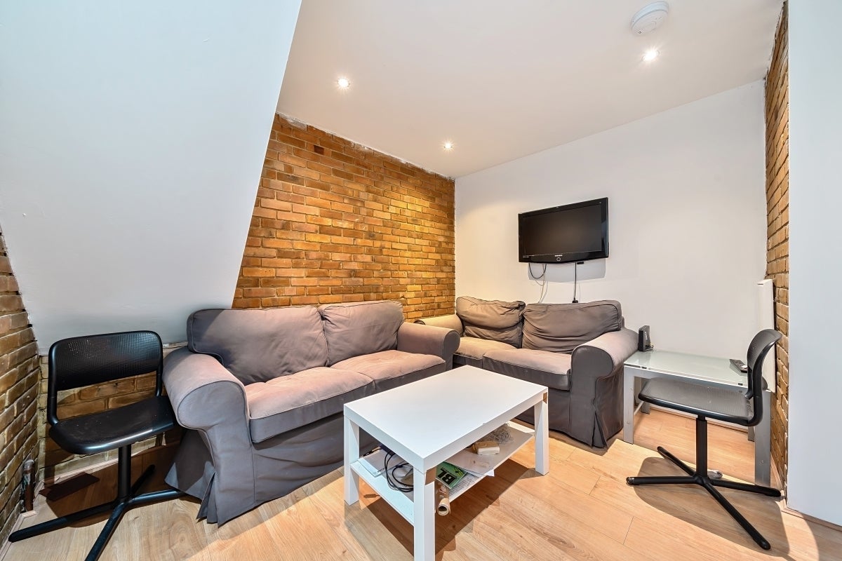 House Brunswick Quay in Greater London