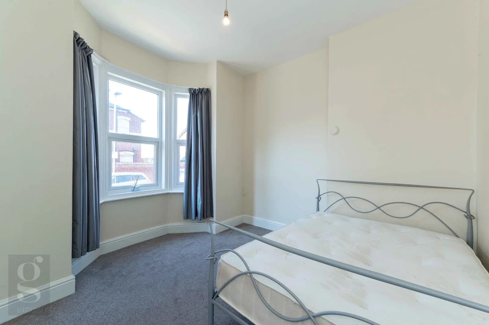 Room Grove Road in Hereford