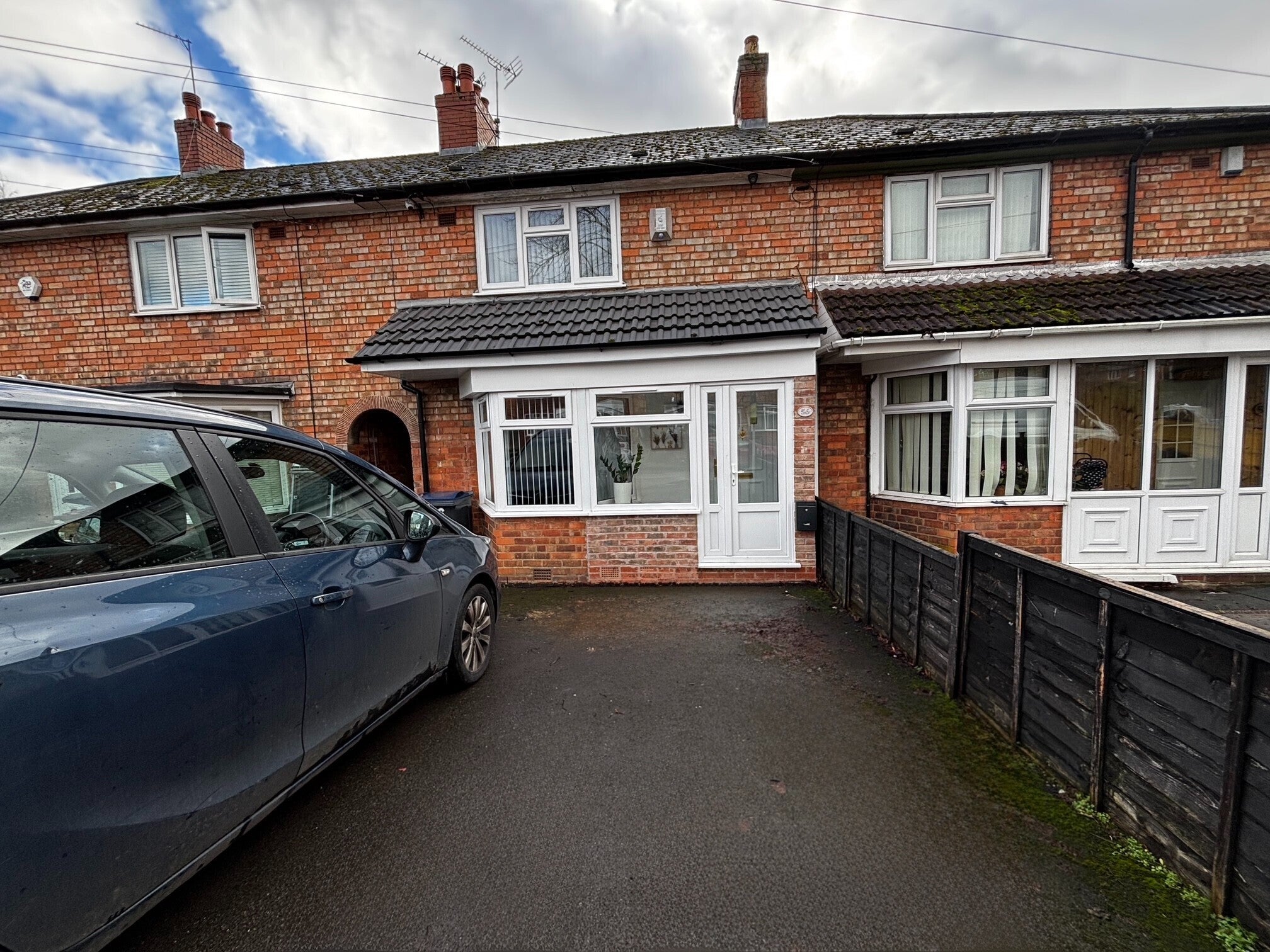 Flat Poole Crescent in Birmingham