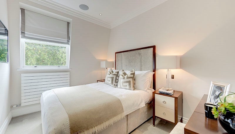 Flat Kensington Gardens Square in City of Westminster