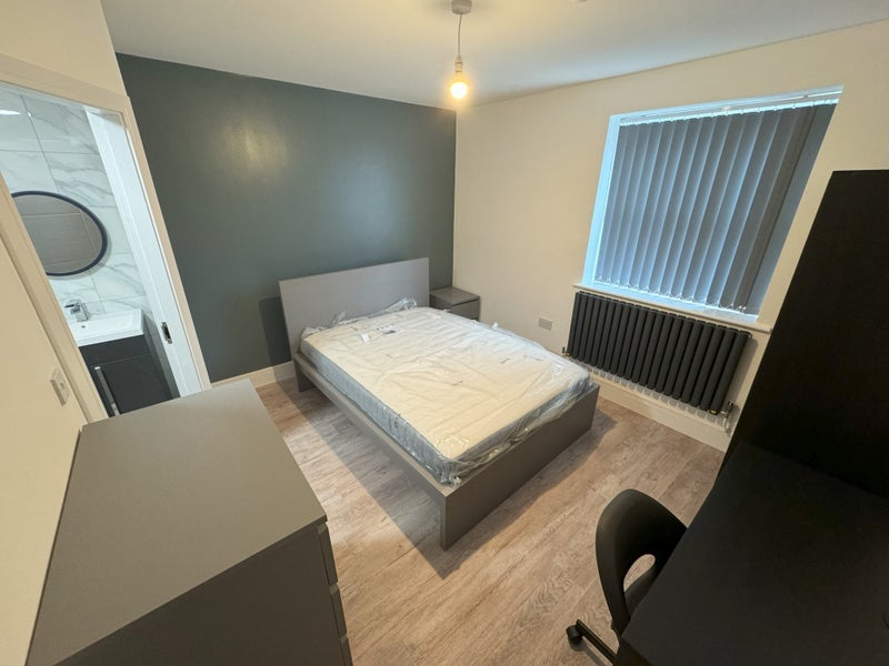 Flat Picton Road in Liverpool