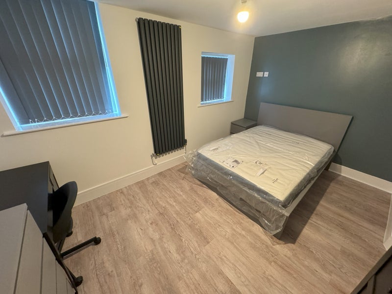 Flat Picton Road in Liverpool