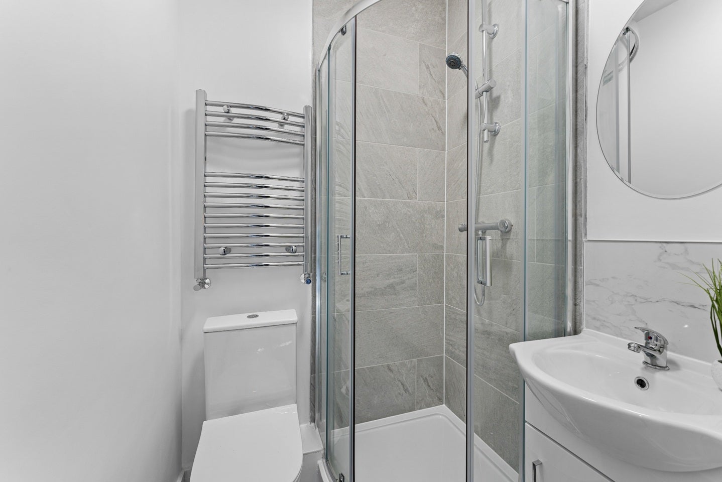 Room Belsize Avenue in Peterborough