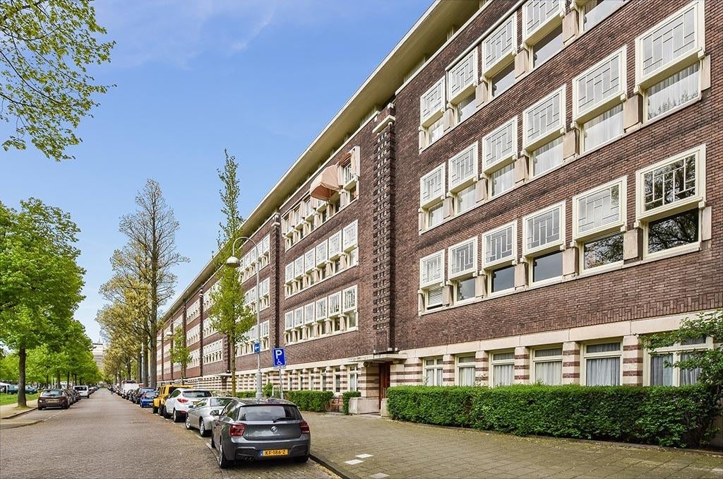 Flat Minervalaan in Amsterdam