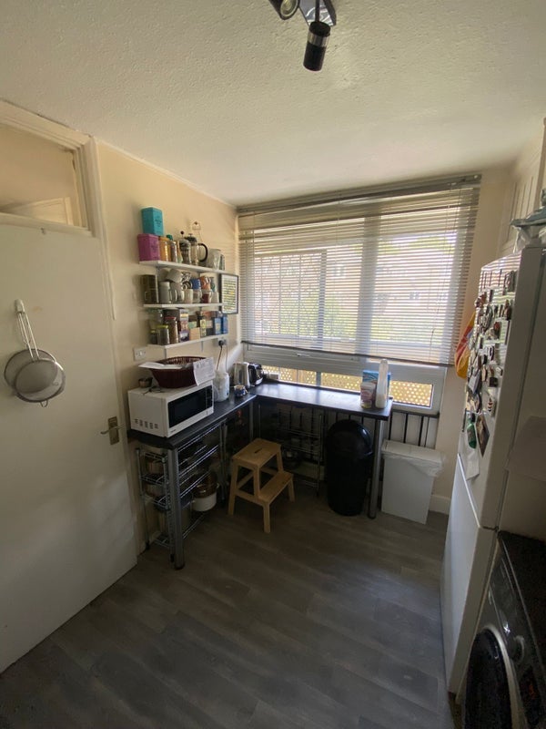 Room Burwell Walk in Greater London