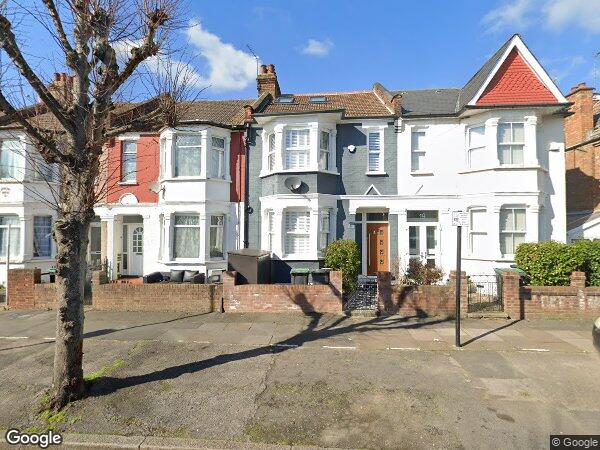 House Stirling Road in Greater London