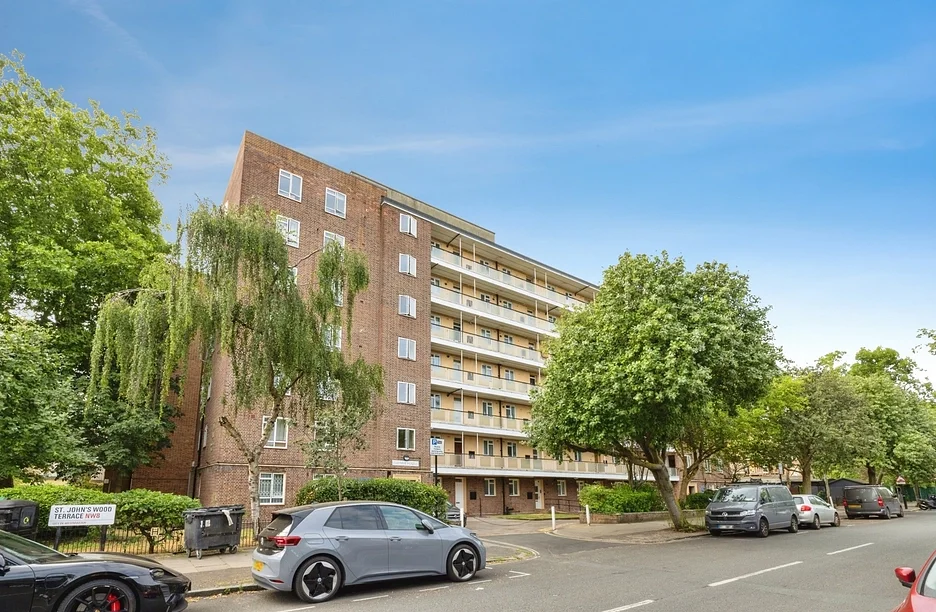 Flat Townshend Close in Greater London