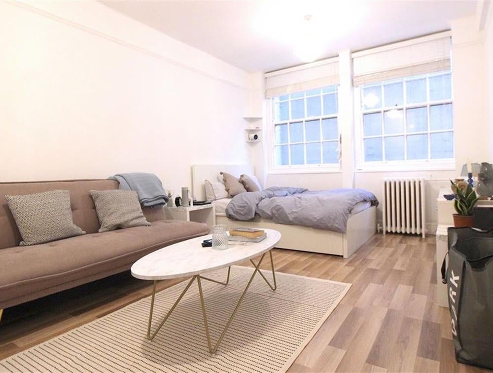 Flat Huntsworth Mews North in City of Westminster