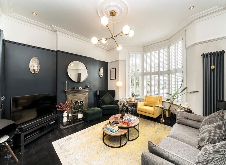 House Blythe Vale in Greater London
