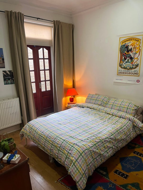 Room Meeson Street in Greater London