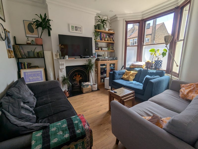 Room Meeson Street in Greater London