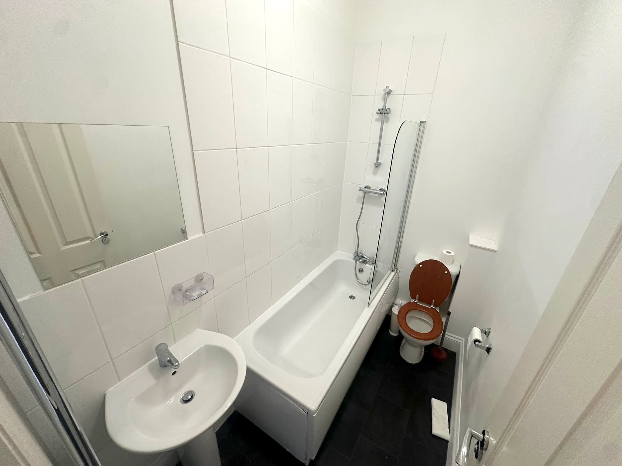 Flat Victoria Terrace in Royal Leamington Spa