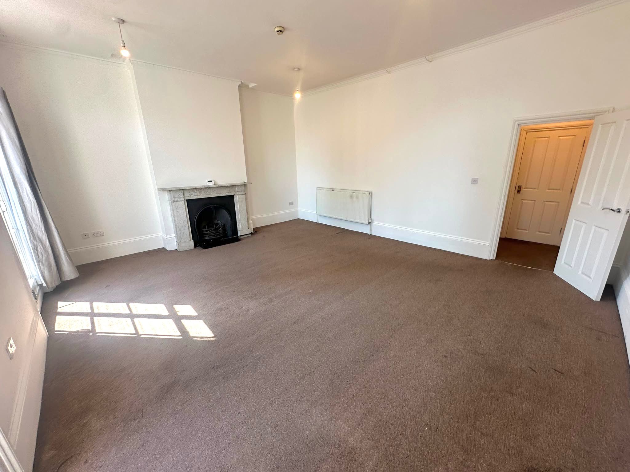 Flat Victoria Terrace in Royal Leamington Spa