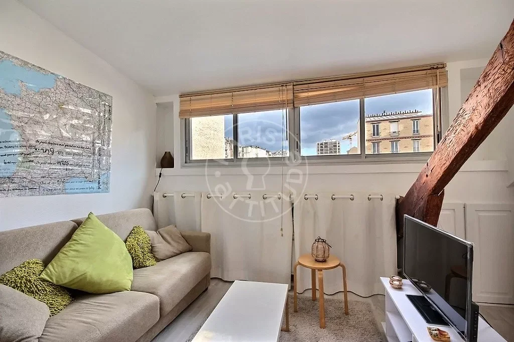 Appartement Rue de la Croix Nivert à Paris