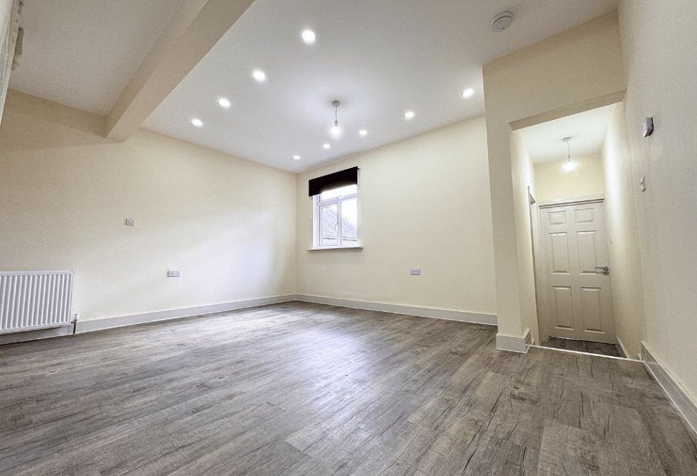 Flat Evington Road in Leicester