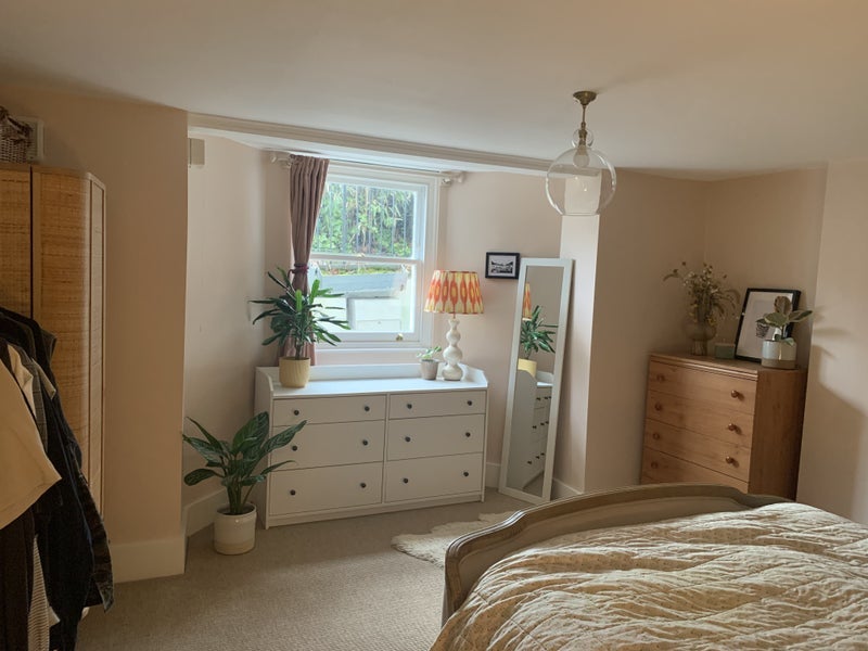 Flat Erlanger Road in Greater London
