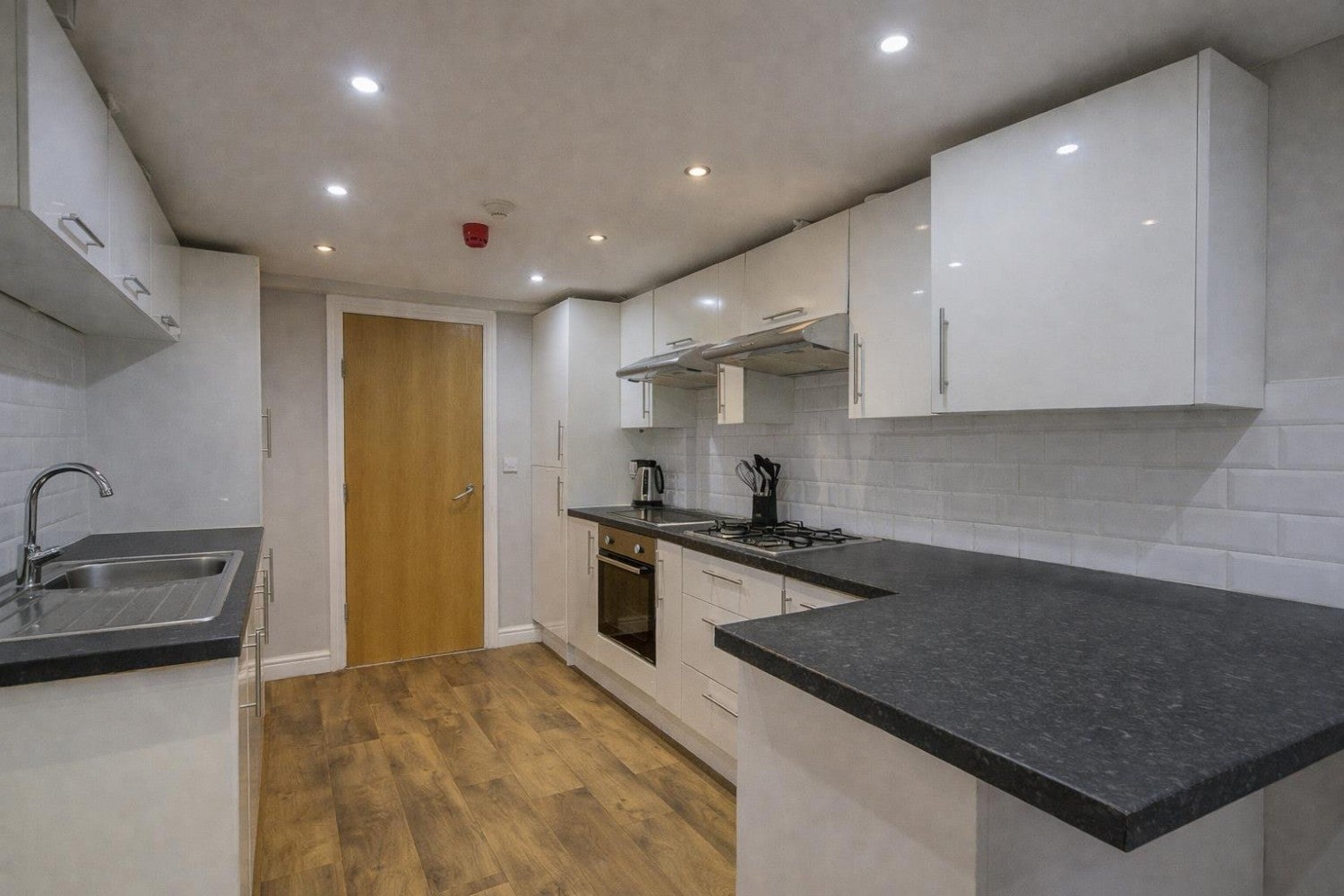 Flat Merthyr Street in Cardiff