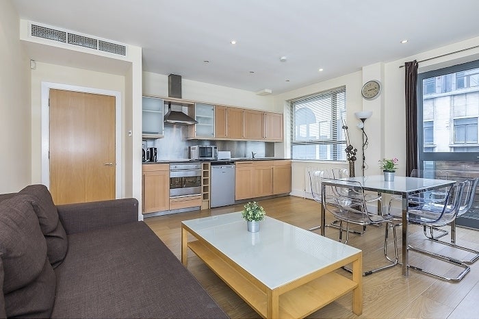 Flat Minories in City of London