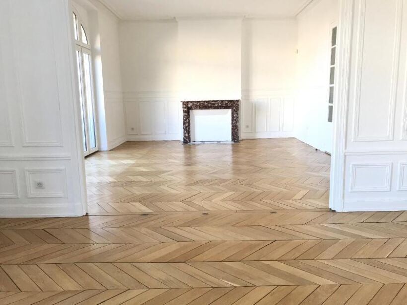 Appartement Place Drouet d'Erlon à Reims