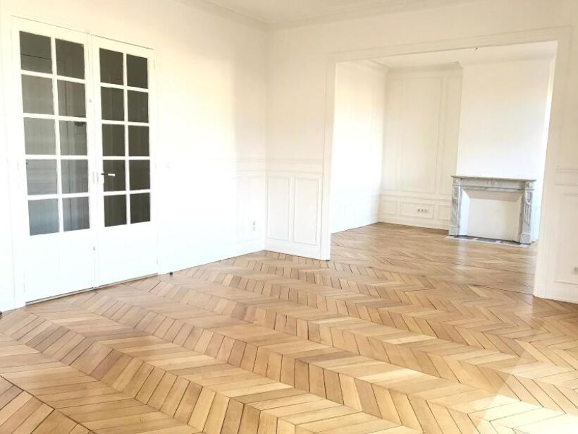 Appartement Place Drouet d'Erlon à Reims
