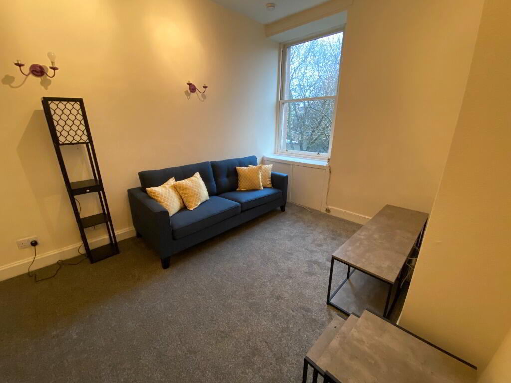 Flat New Mart Road in City of Edinburgh