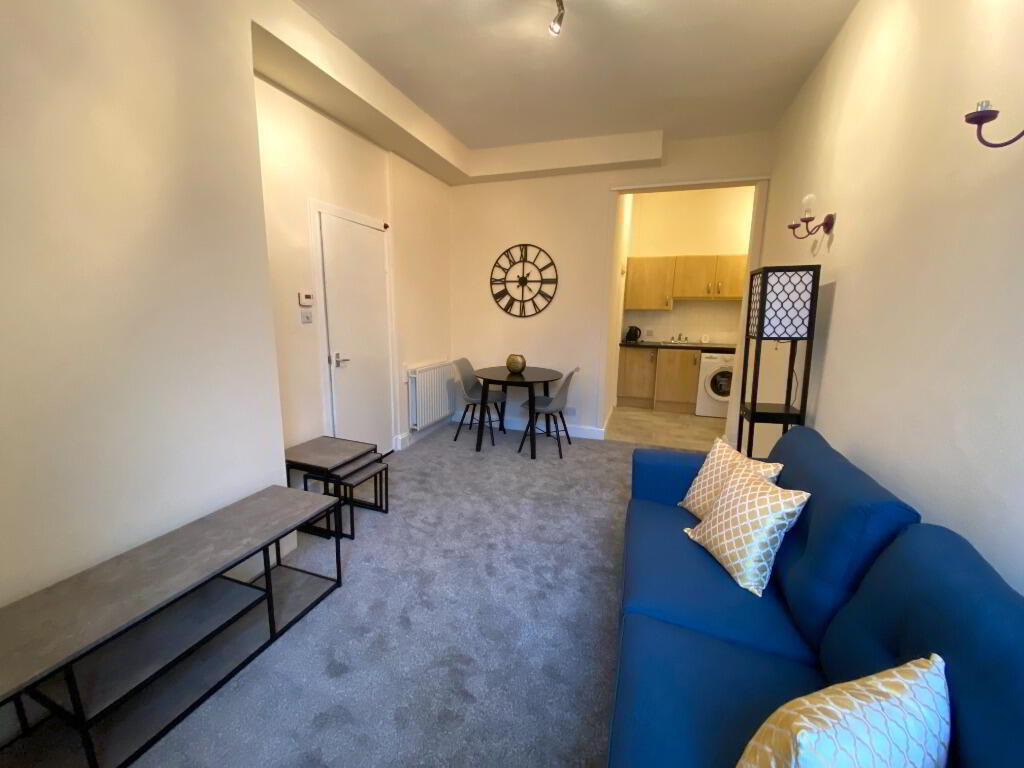 Flat New Mart Road in City of Edinburgh